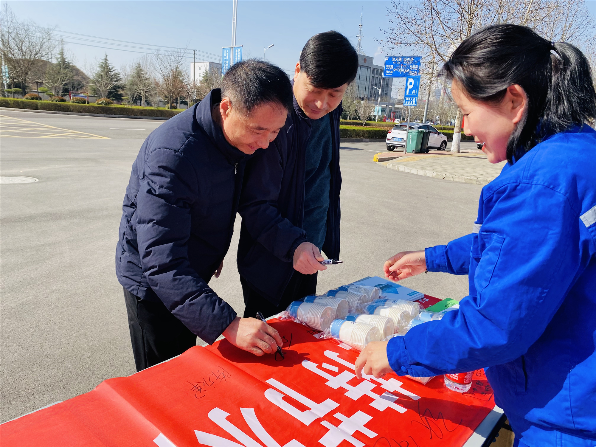 ��ҳ- �������ǲ��й��������