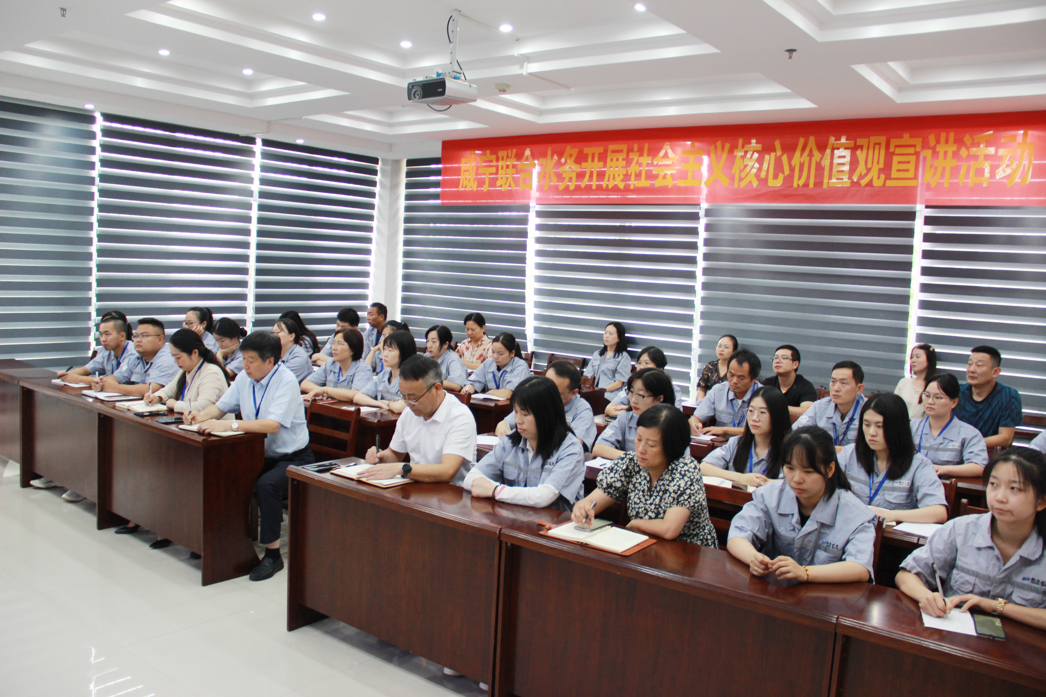 ��ҳ- �������ǲ��й��������