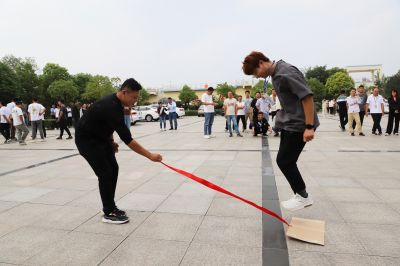 ��ҳ- �������ǲ��й��������