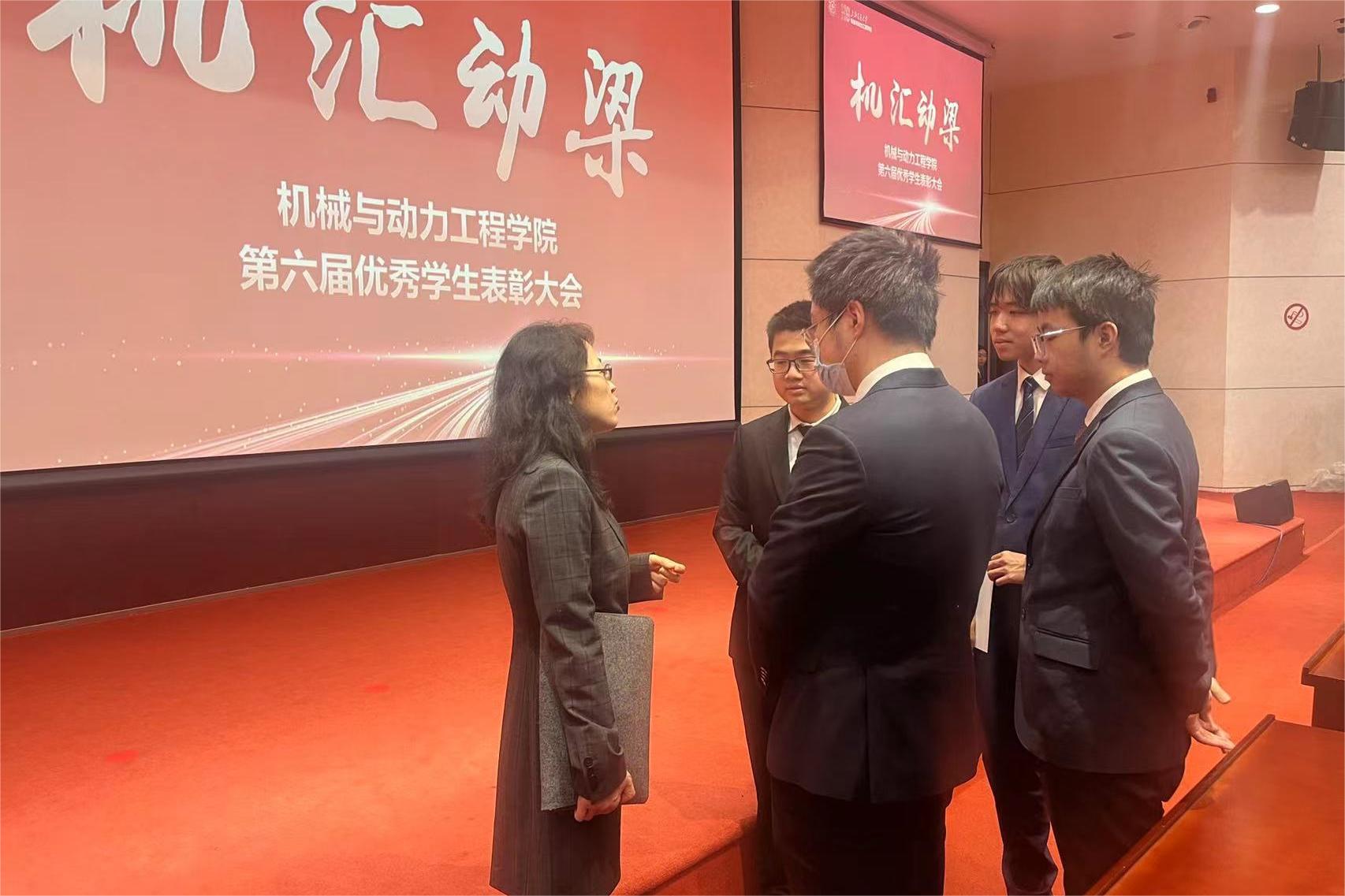 ��ҳ- �������ǲ��й��������